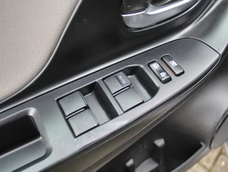 Toyota Yaris – thumbnail 20