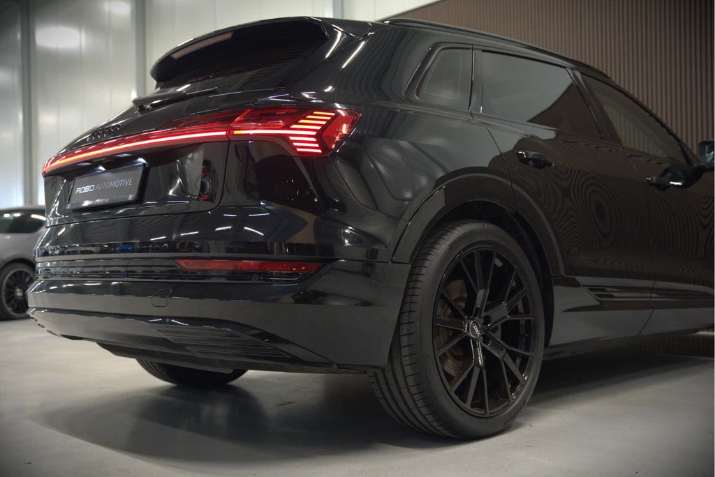 Audi e-tron – foto 10