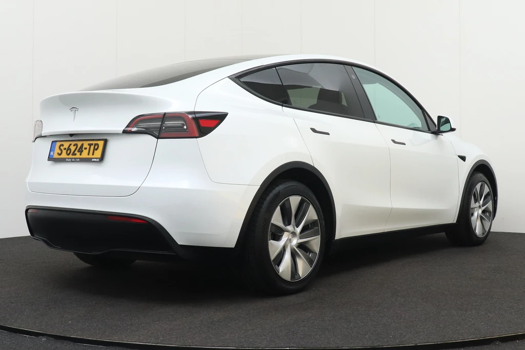 Tesla Model Y – foto 4