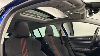 Renault Megane E-Tech – thumbnail 18