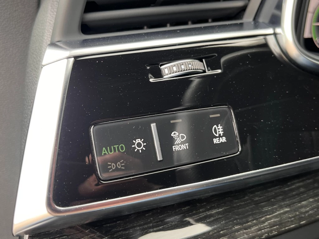 Audi Q8 – foto 36