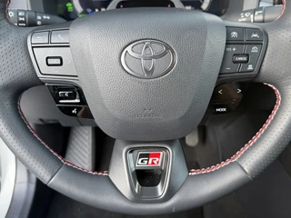 Toyota C-HR – thumbnail 26