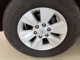 Toyota Hilux – thumbnail 11