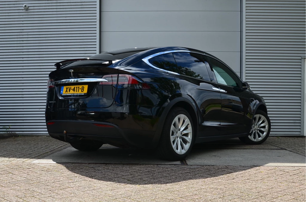 Tesla Model X – foto 5