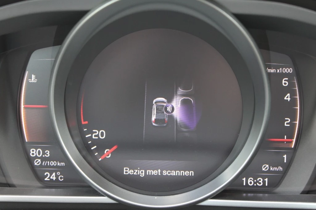 Volvo V40 – foto 12