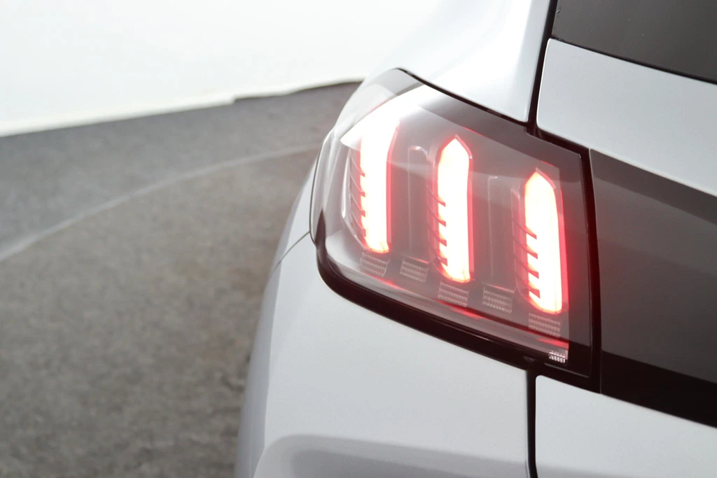 Peugeot 208 – foto 40