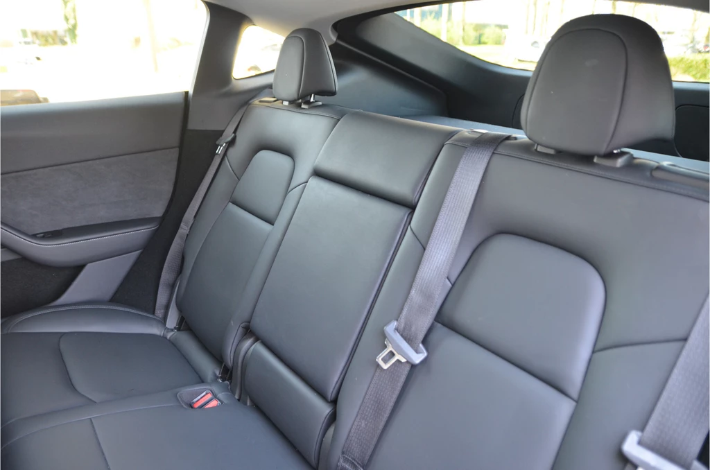 Tesla Model Y – foto 13
