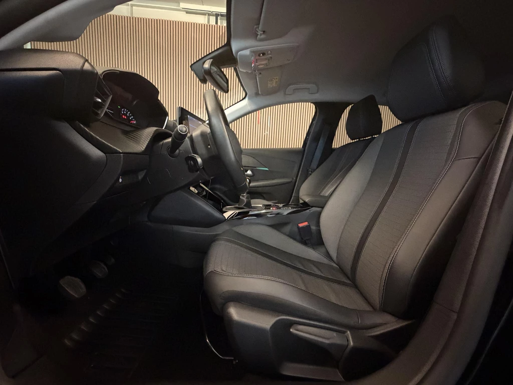 Peugeot 208 – foto 24