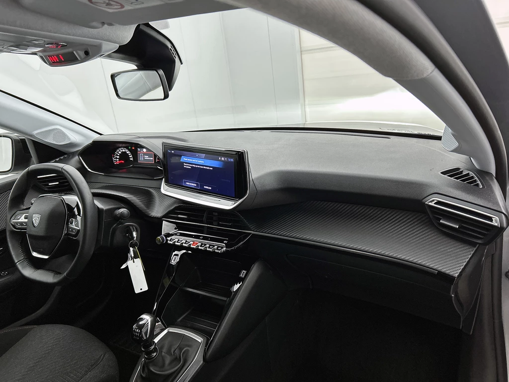 Peugeot 208 – foto 16