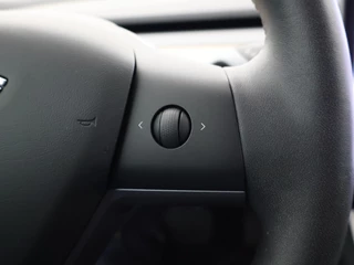 Tesla Model 3 – thumbnail 35