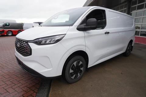 Ford E-Transit Cust. 340 L2H1 136PK Trend 65 kWh Elektrisch nr. V046 | Airco | Cruise | Apple CP-Android | Camera