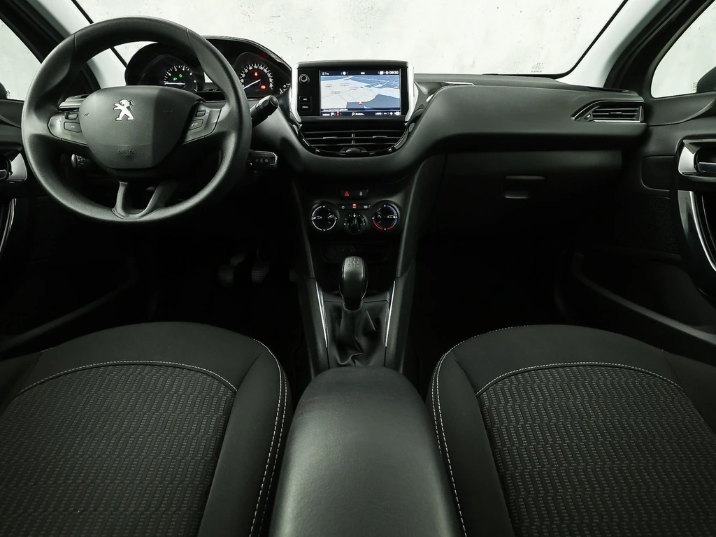 Peugeot 208 – foto 6