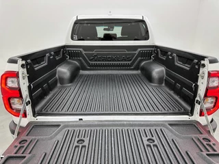 Toyota Hilux – thumbnail 27