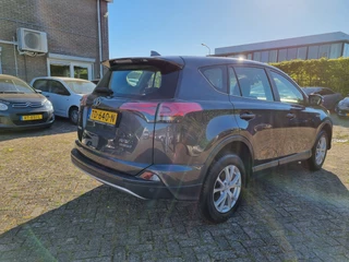 Toyota RAV4 – thumbnail 5
