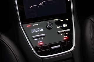 Porsche Panamera – thumbnail 30