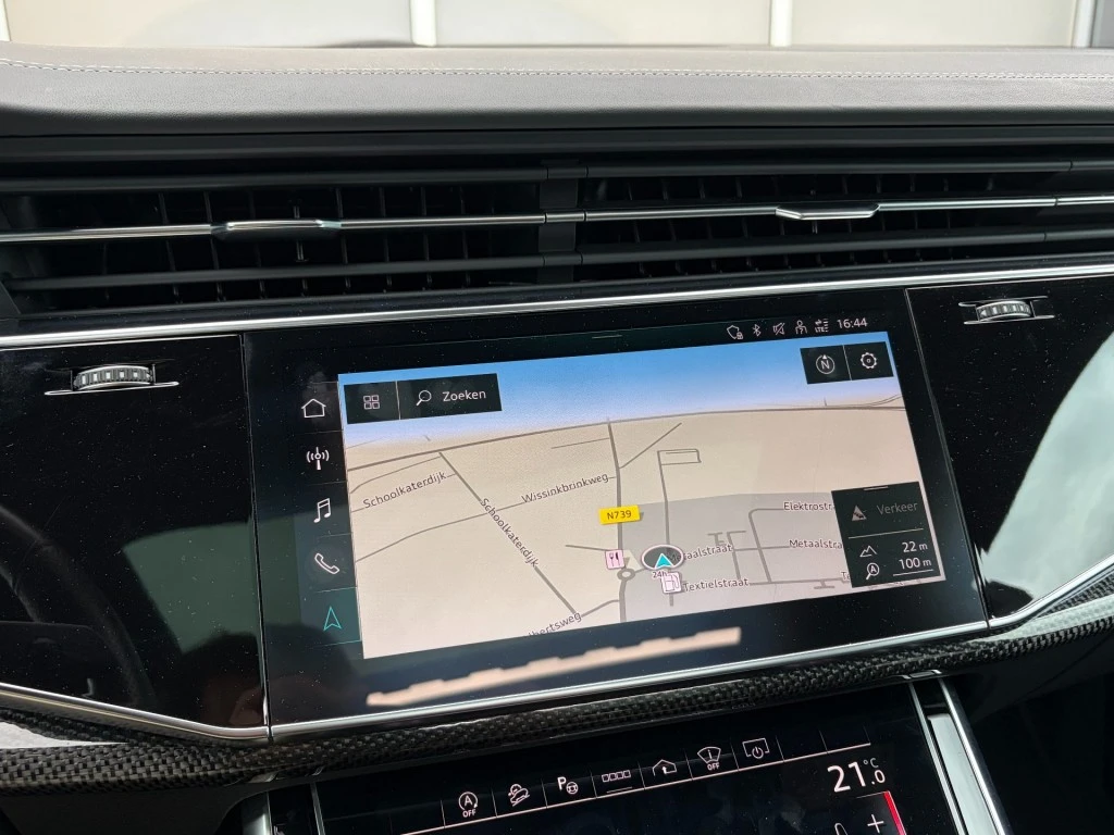 Audi SQ8 – foto 11