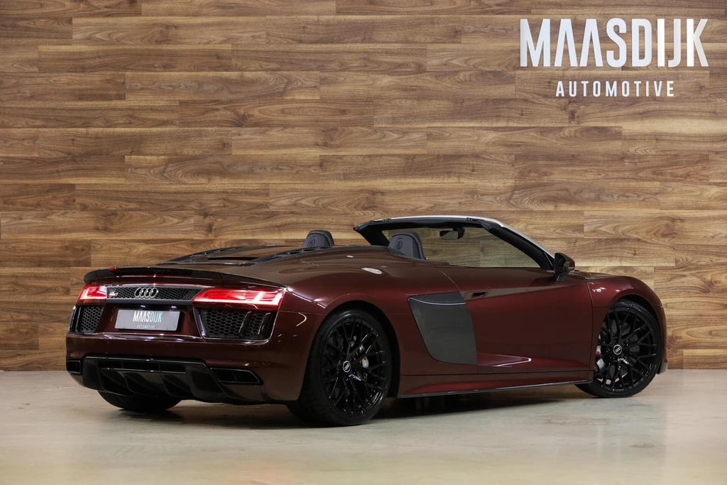 Audi R8 – foto 10