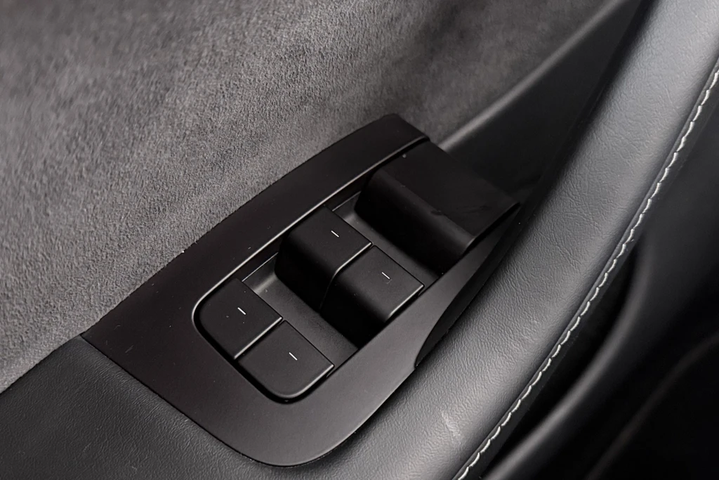 Tesla Model Y – foto 19