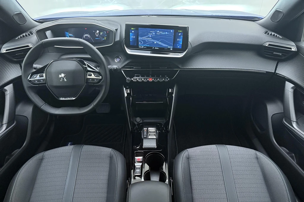 Peugeot e-2008 – foto 17