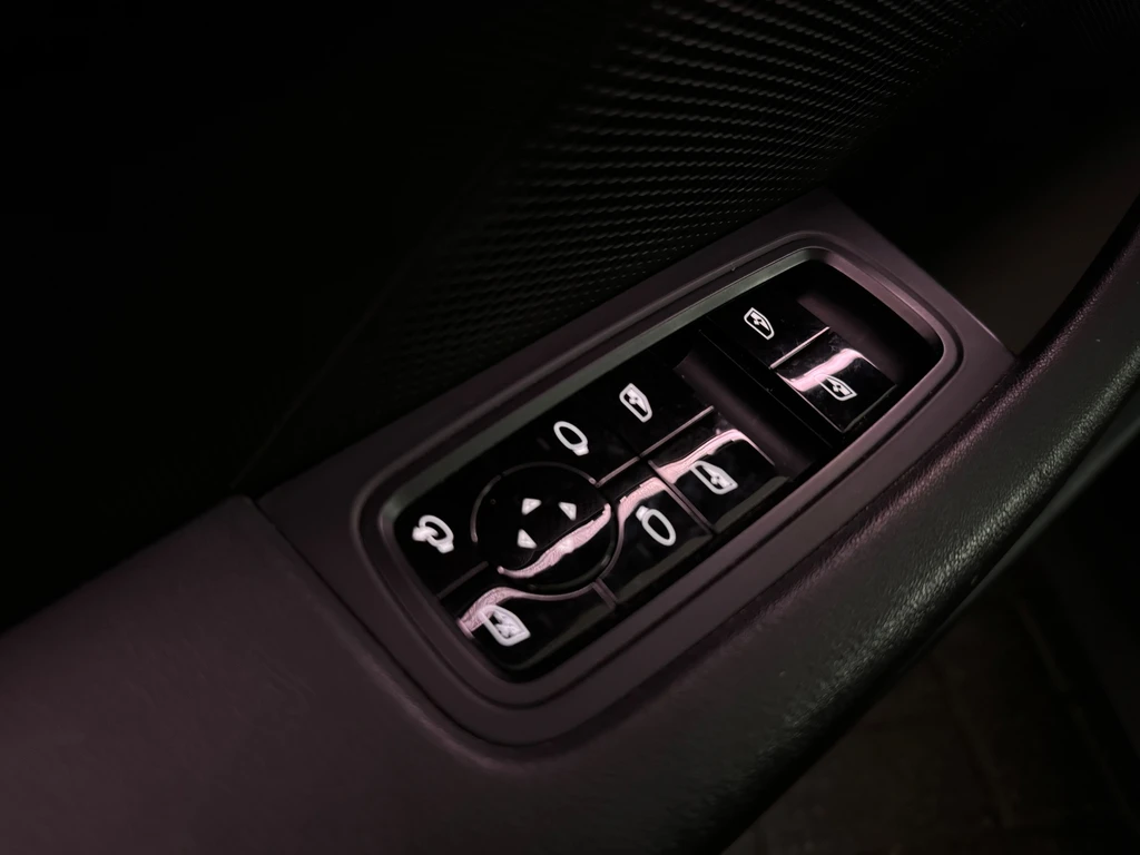 Porsche Taycan – foto 18