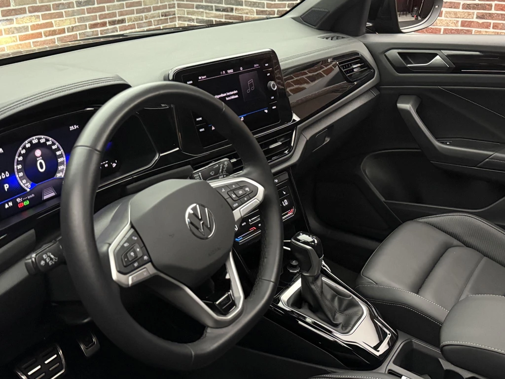 Volkswagen T-Roc – foto 12