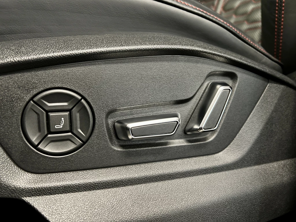 Audi RSQ8 – foto 33