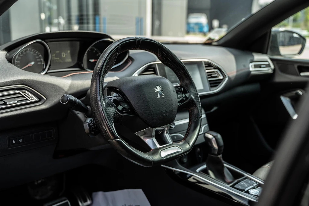 Peugeot 308 – foto 10