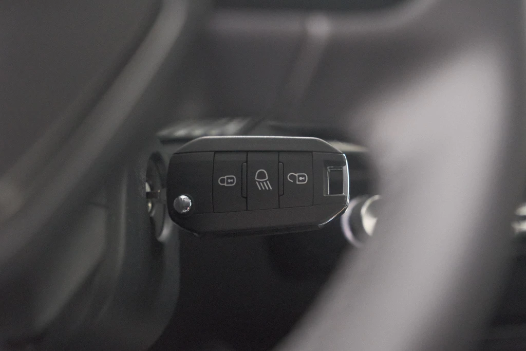 Peugeot 208 – foto 22