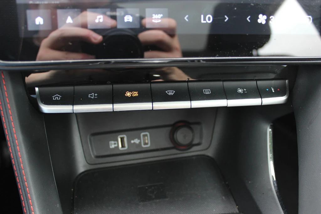 MG ZS EV – foto 27