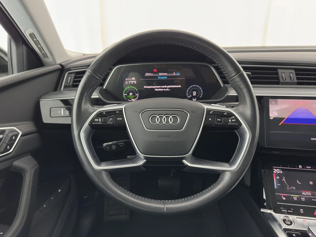 Audi e-tron – foto 21