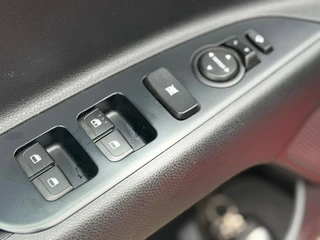Kia Rio – thumbnail 28