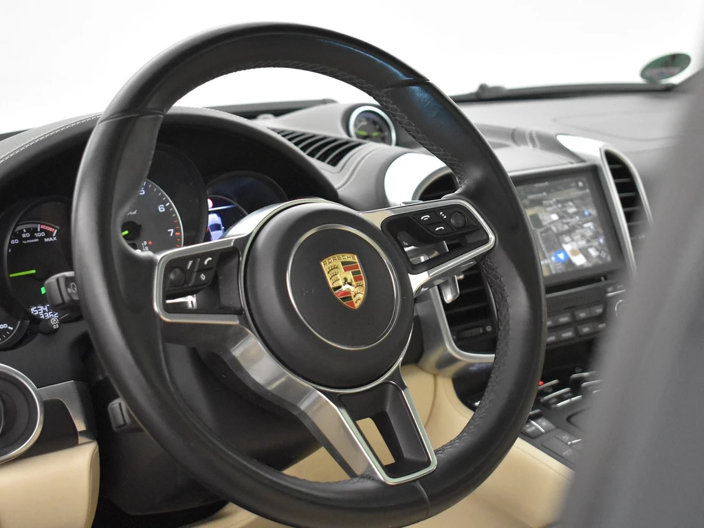 Porsche Cayenne – foto 27