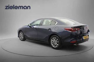 Mazda 3 – thumbnail 3