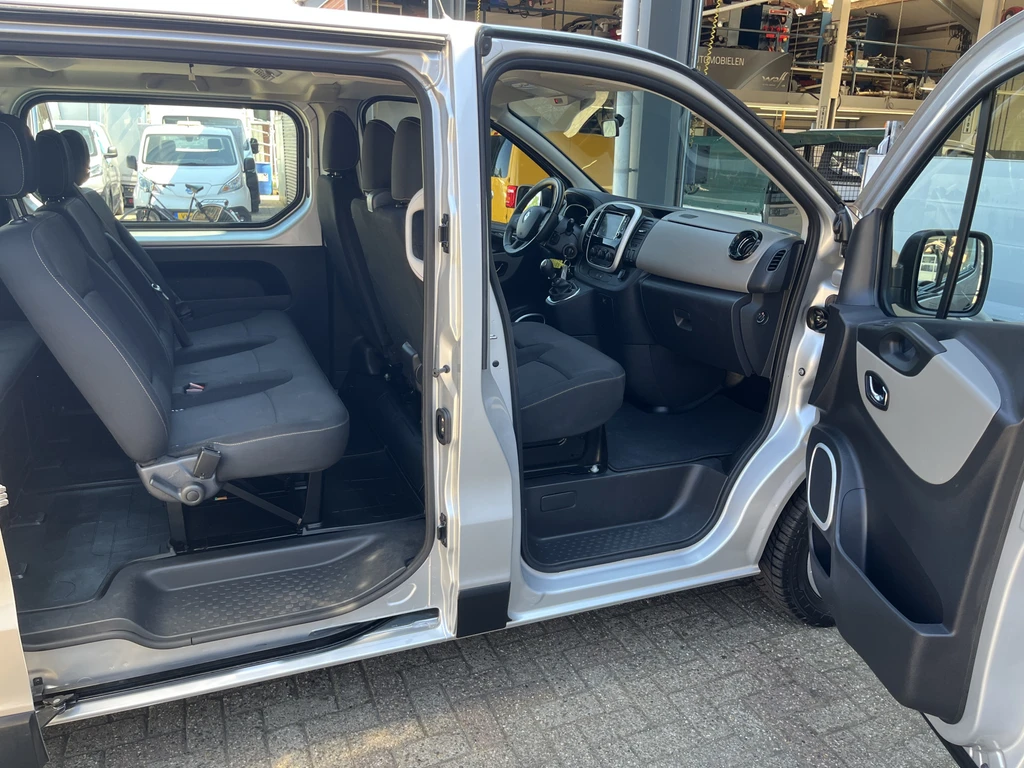 Renault Trafic – foto 12