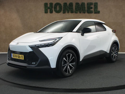 Toyota C-HR 2.0 Plug-in Hybrid 220 Dynamic - DODEHOEK DETECTIE - PARKEERSENSOREN VOOR EN ACHTER - KEYLESS ENRTY & START - ACHTERUITRIJ CAMERA - NAVIGATIE - ADAPTIVE CRUISE CONTROL - STUUR EN STOEL VERWARMING