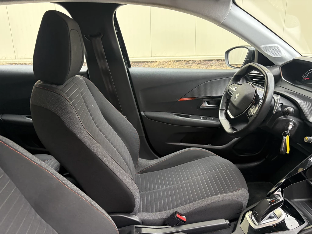 Peugeot 208 – foto 26