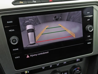 Volkswagen Passat – thumbnail 18