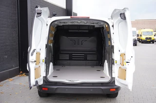 Ford Transit Connect – thumbnail 8