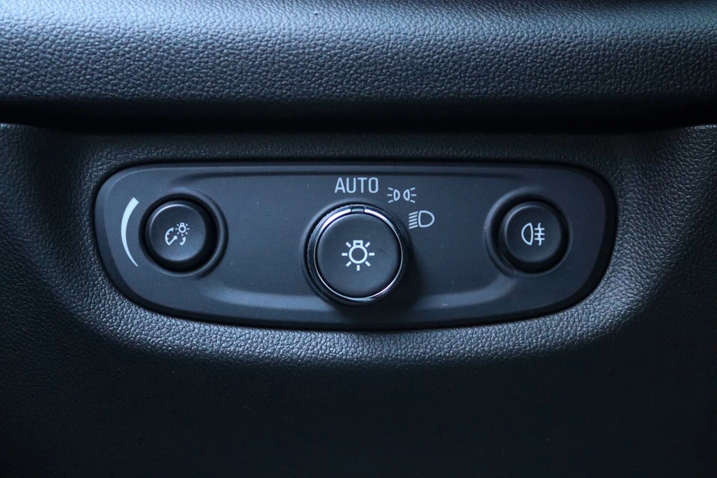 Opel Insignia – foto 17