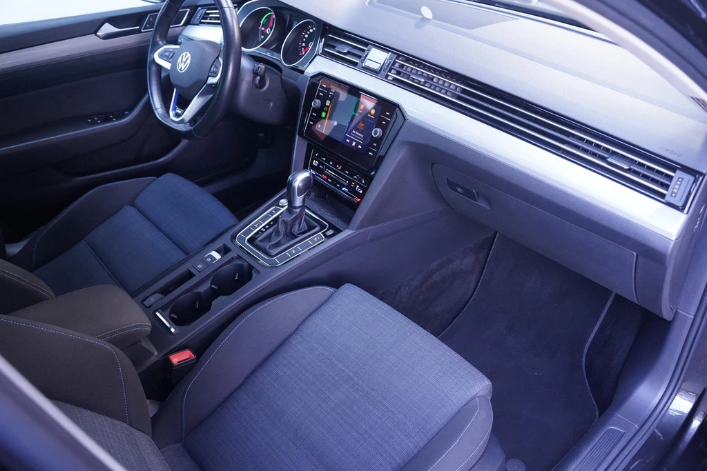 Volkswagen Passat – foto 53