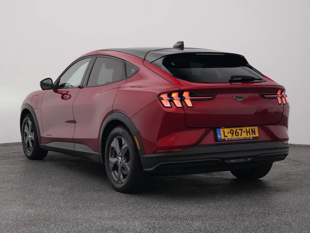 Ford Mustang Mach-E – foto 4