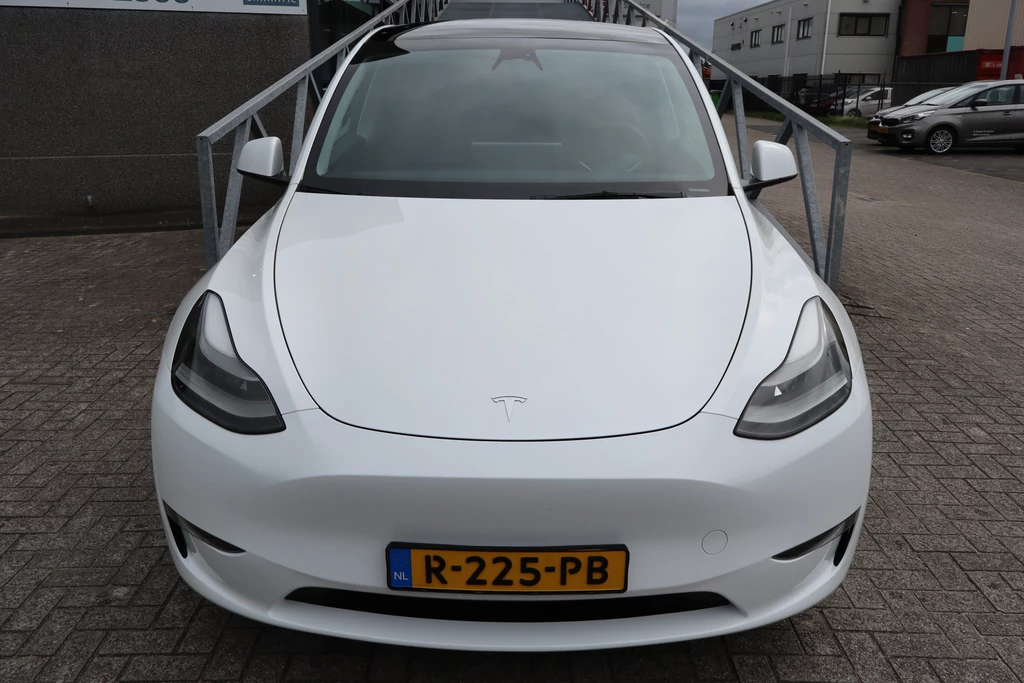 Tesla Model Y – foto 8