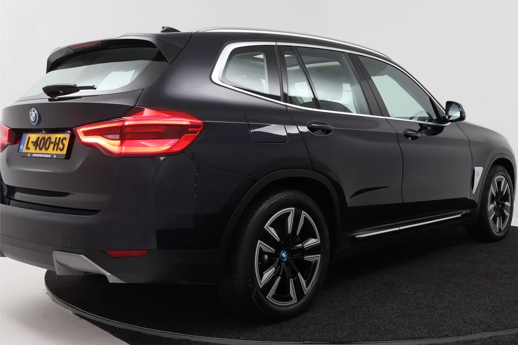 BMW iX3 – foto 5
