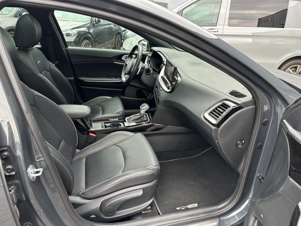 Kia Ceed – foto 13