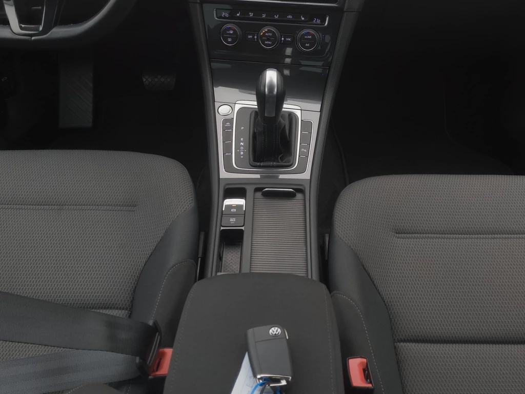 Volkswagen e-Golf – foto 28