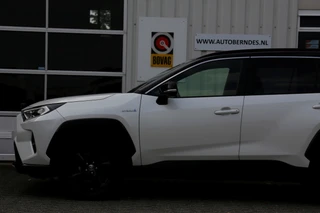 Toyota RAV4 – thumbnail 6