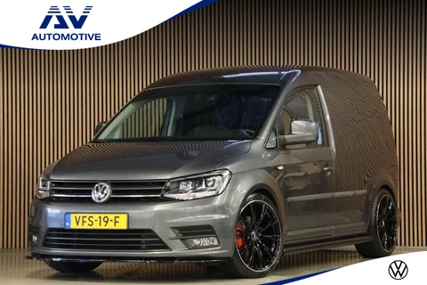 Volkswagen Caddy 2.0 TDI Exclusive 185 PK | Bi-Xenon | ACC | CarPlay | Navigatie | PDC | MF Stuur | Trekhaak | Nieuwe APK | Alarm | Schroefset | Spoilerkit | Dealer onderhouden