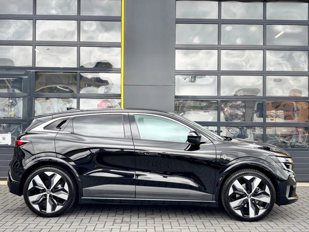 Renault Megane E-Tech – foto 8