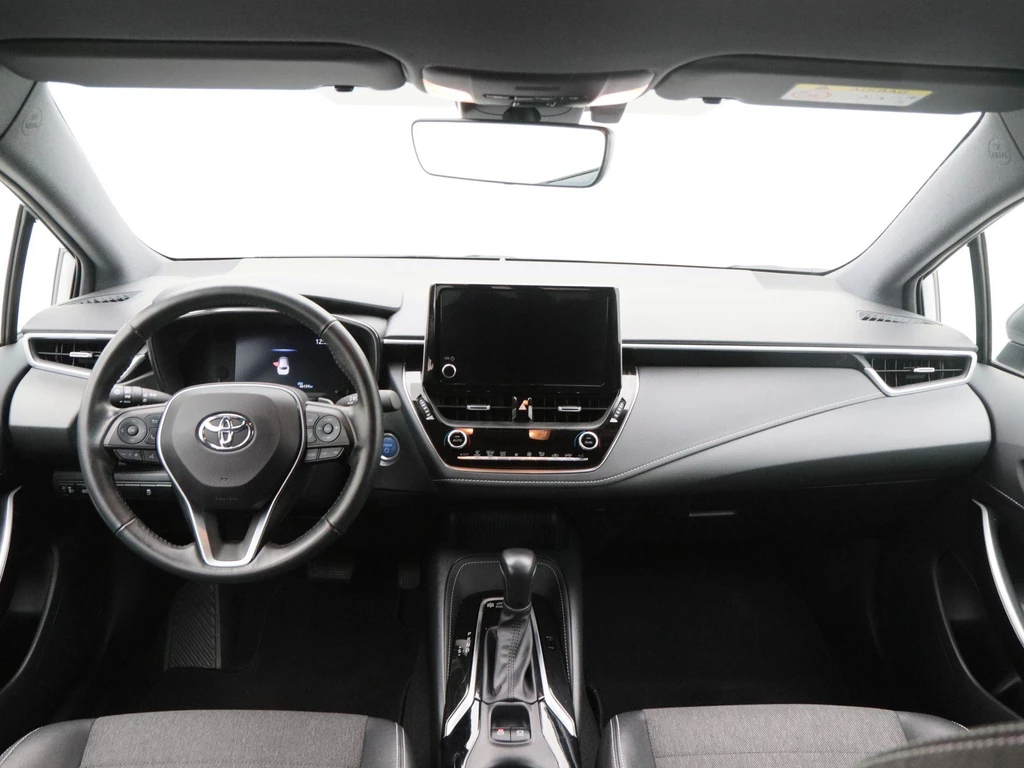 Toyota Corolla Touring Sports – foto 31