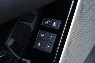 Land Rover Range Rover Velar – thumbnail 20